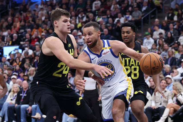 NBA全明星扣篮大赛：麦克朗击败杰伦布朗卫冕